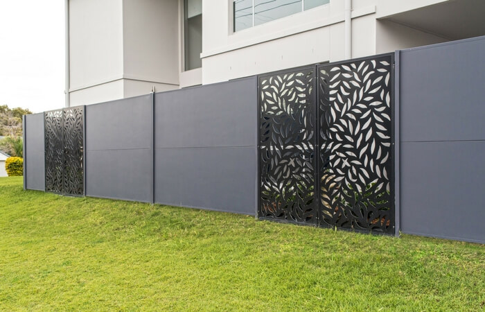 10 Different types of Fencing | Fence contractors Frankston | TC Fencing